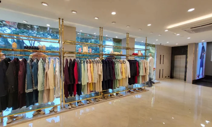 Manyavar  Mohey thrissur